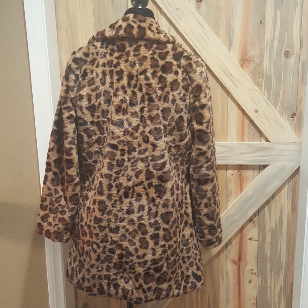 NWT- Oversized Women's LEOPARD Coat - Picture 8 of 8